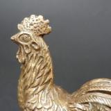 銅製　鶏の置物(中)